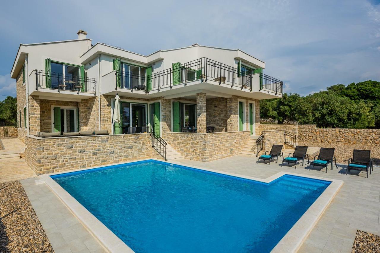 Villa Bramasole Lun Novalja Exteriör bild