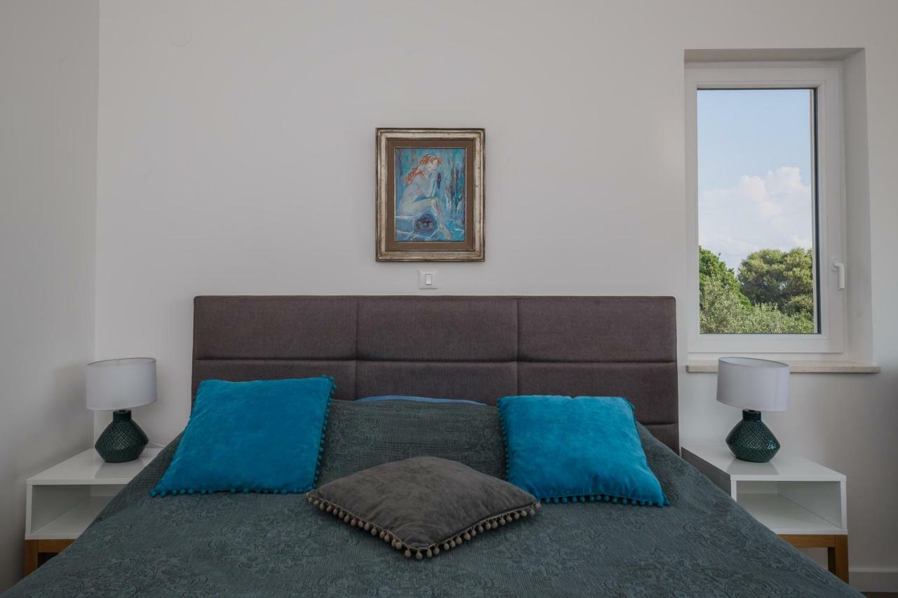 Villa Bramasole Lun Novalja Exteriör bild